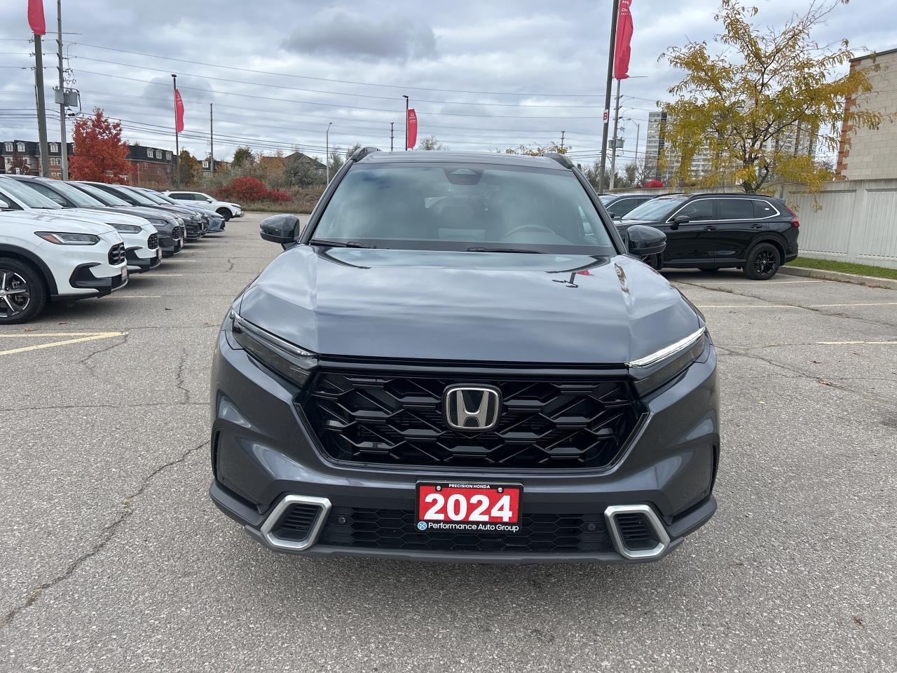 2024 Honda CR-V Hybrid Touring Leather  Navigation  Sunroof  CarPlay Photo