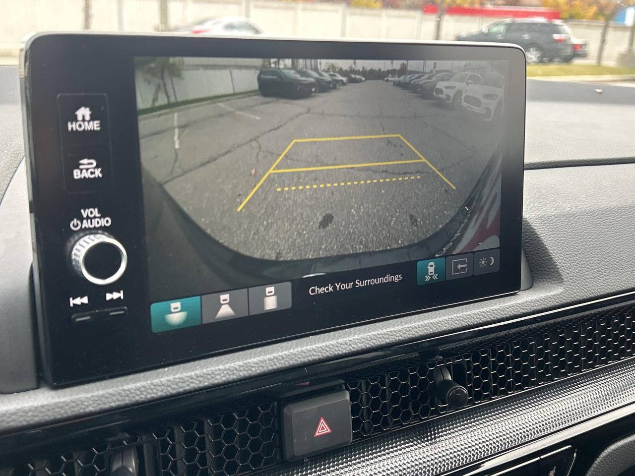 2024 Honda CR-V Hybrid Touring Leather  Navigation  Sunroof  CarPlay Photo