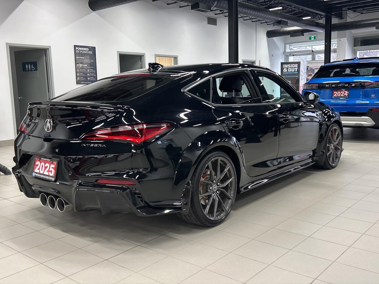 2025 Acura Integra Type S  CarPlay Blind Spot  2 Sets of Wheels Photo4