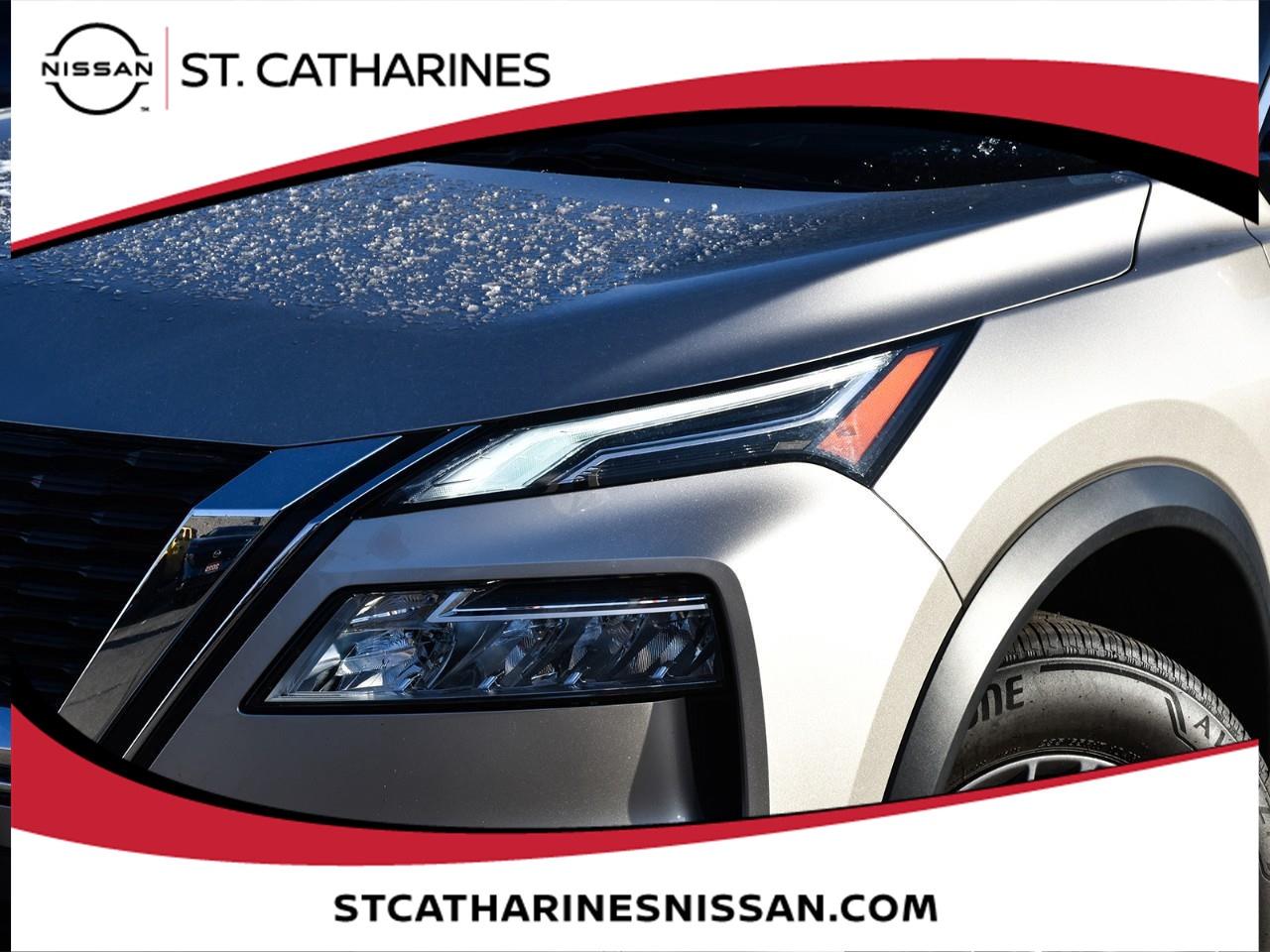 2023 Nissan Rogue Platinum Photo2