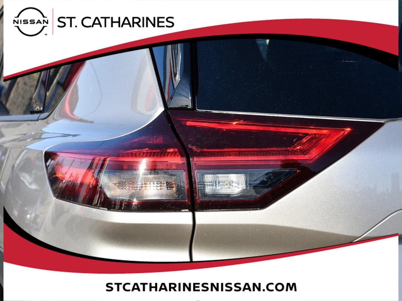 2023 Nissan Rogue Platinum Photo