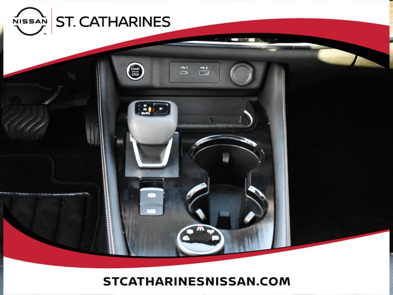 2023 Nissan Rogue Platinum Photo