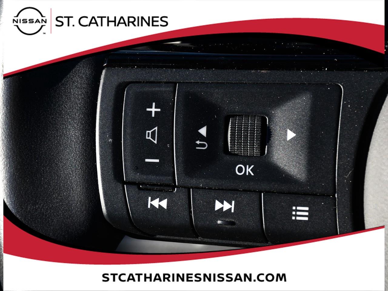 2023 Nissan Rogue Platinum Photo