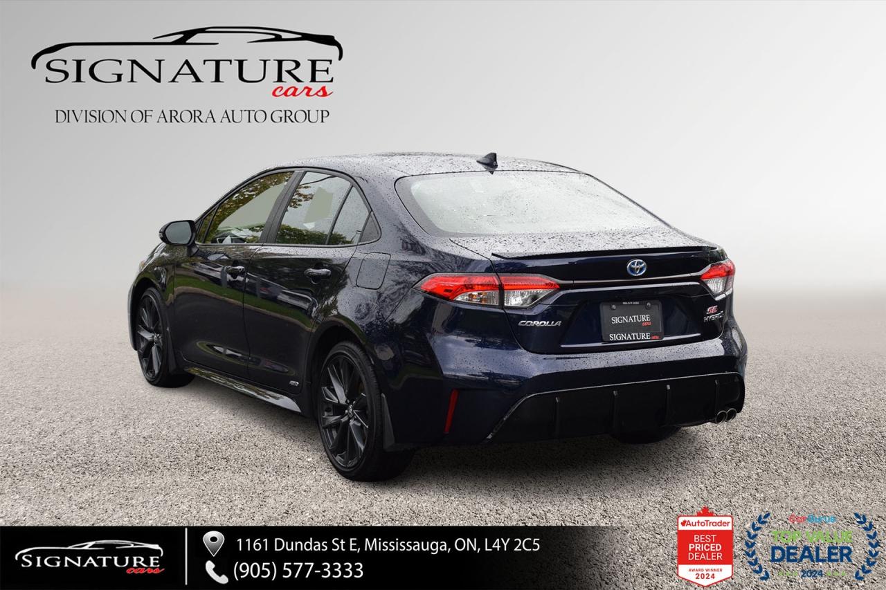 2024 Toyota Corolla Hybrid SE AWD / NO ACCIDENT / SUNROOF / CARPLAY / BSM Photo