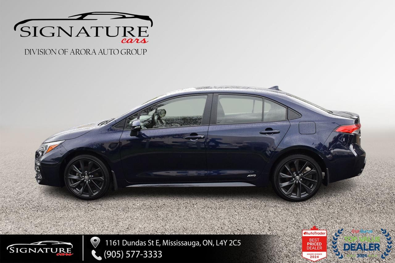 2024 Toyota Corolla Hybrid SE AWD / NO ACCIDENT / SUNROOF / CARPLAY / BSM Photo
