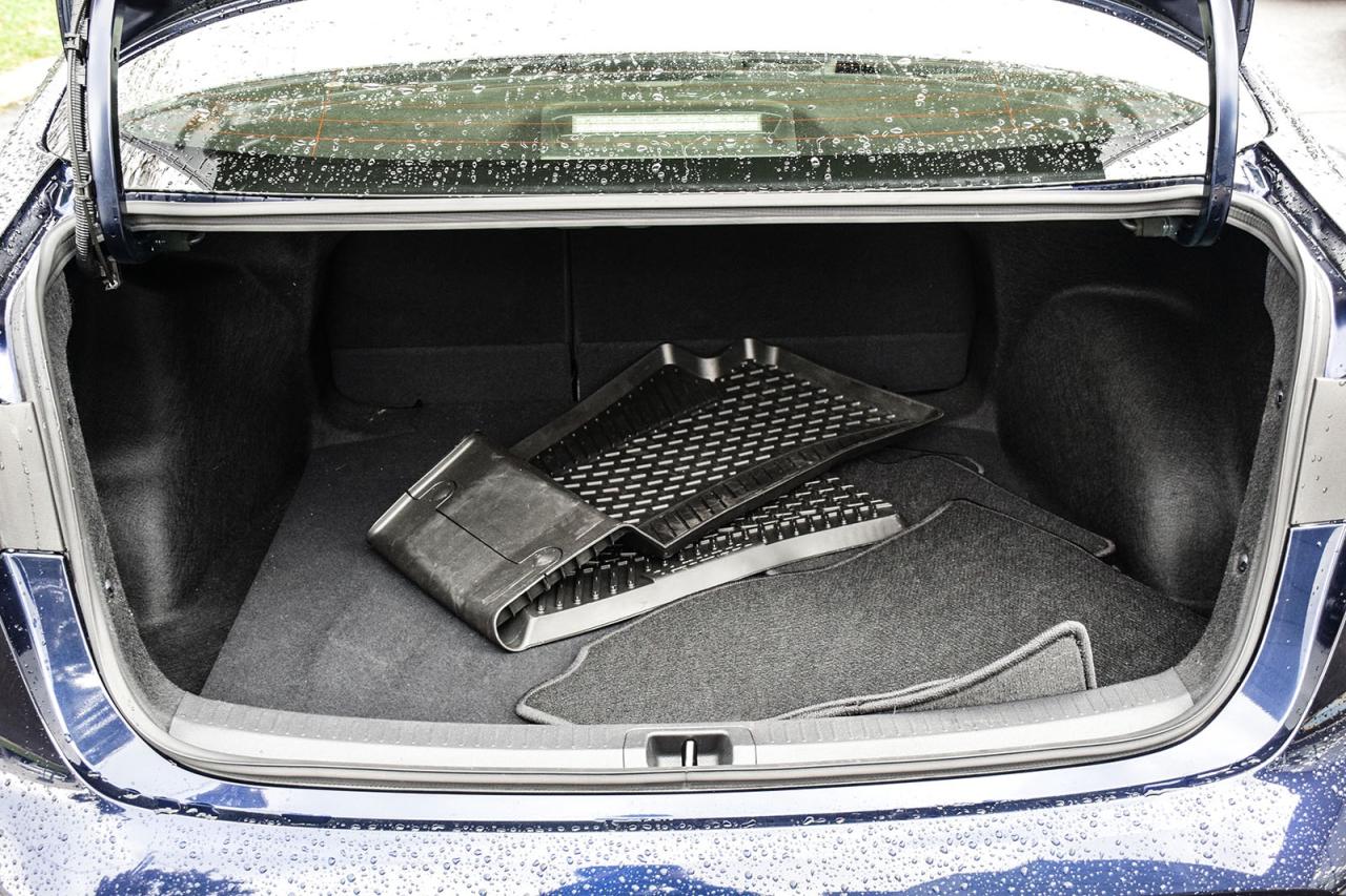 2024 Toyota Corolla SE AWD No Accident Sunroof Carplay BSM Photo