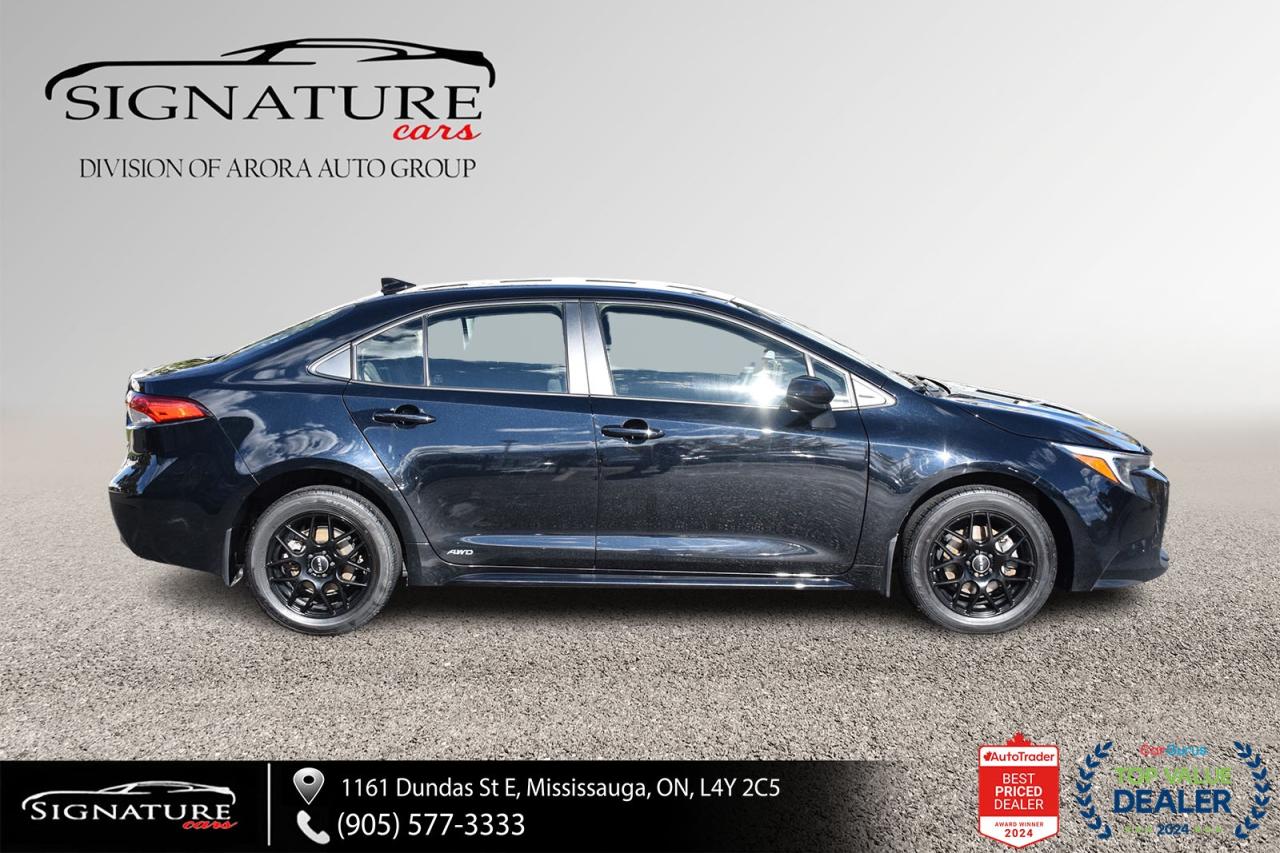 2023 Toyota Corolla Hybrid LE AWD / NO ACCIDENT / CARPLAY / BSM / HTD SEATS Photo
