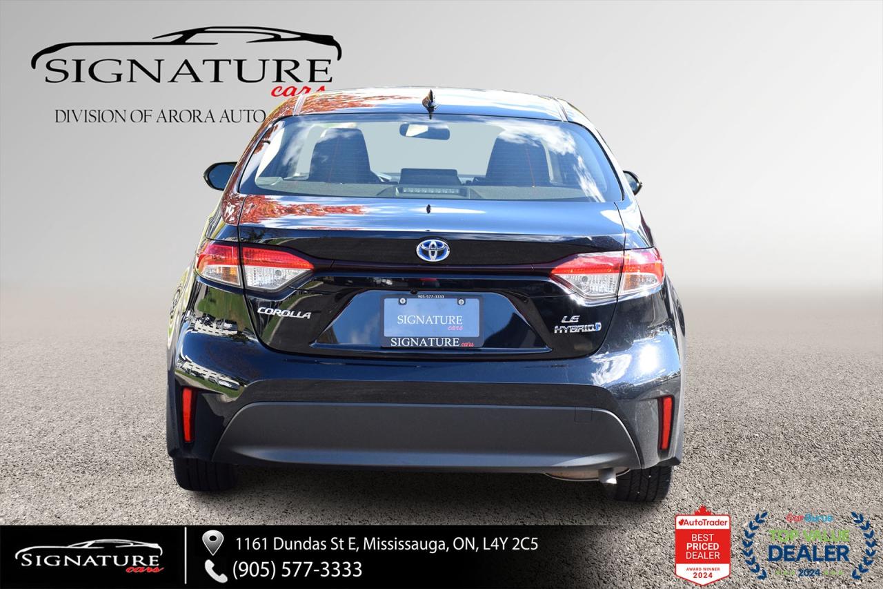 2023 Toyota Corolla Hybrid LE AWD / NO ACCIDENT / CARPLAY / BSM / HTD SEATS Photo4