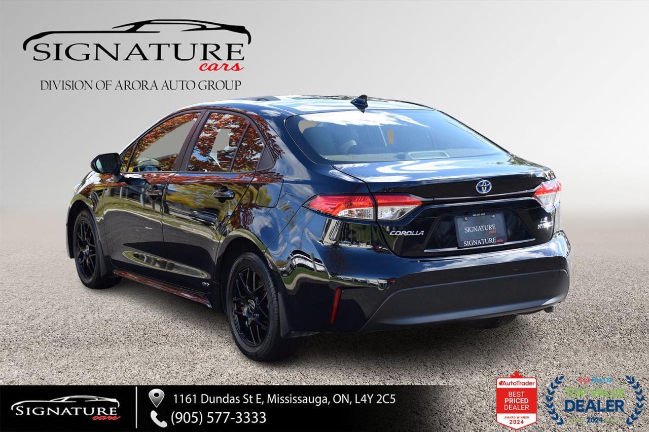 2023 Toyota Corolla Hybrid LE AWD / NO ACCIDENT / CARPLAY / BSM / HTD SEATS Photo