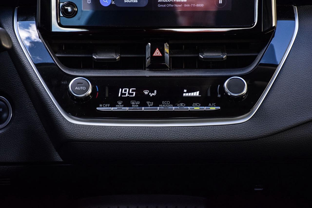 2023 Toyota Corolla Hybrid LE AWD / NO ACCIDENT / CARPLAY / BSM / HTD SEATS Photo