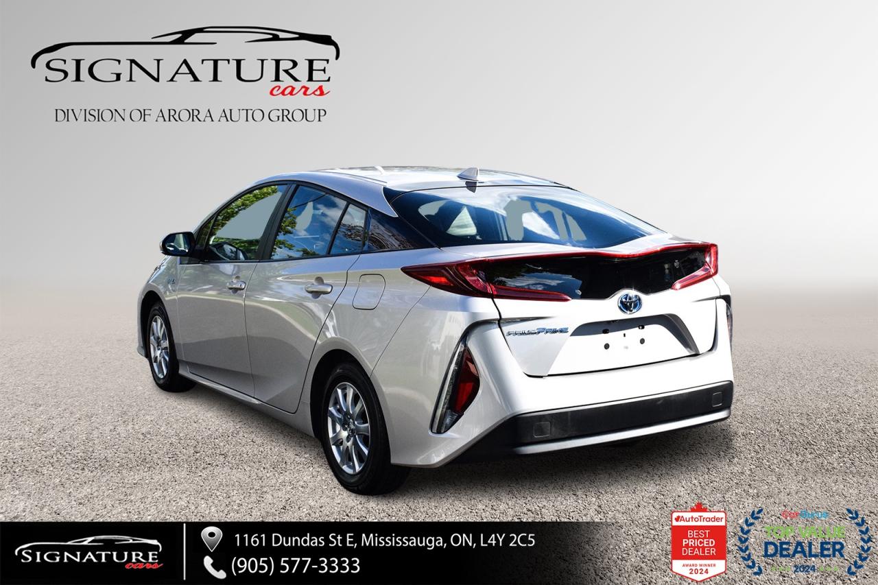 2022 Toyota Prius Prime UPGRADE PLUG-IN HYBRID ﻿/ NO ACCIDENT/LEATHER/NAVI Photo