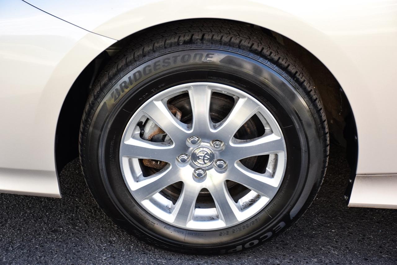 2022 Toyota Prius Prime UPGRADE PLUG-IN HYBRID ﻿/ NO ACCIDENT/LEATHER/NAVI Photo