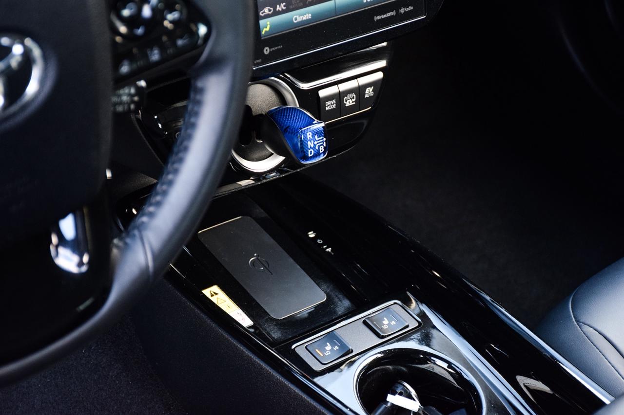 2022 Toyota Prius Prime UPGRADE PLUG-IN HYBRID ﻿/ NO ACCIDENT/LEATHER/NAVI Photo