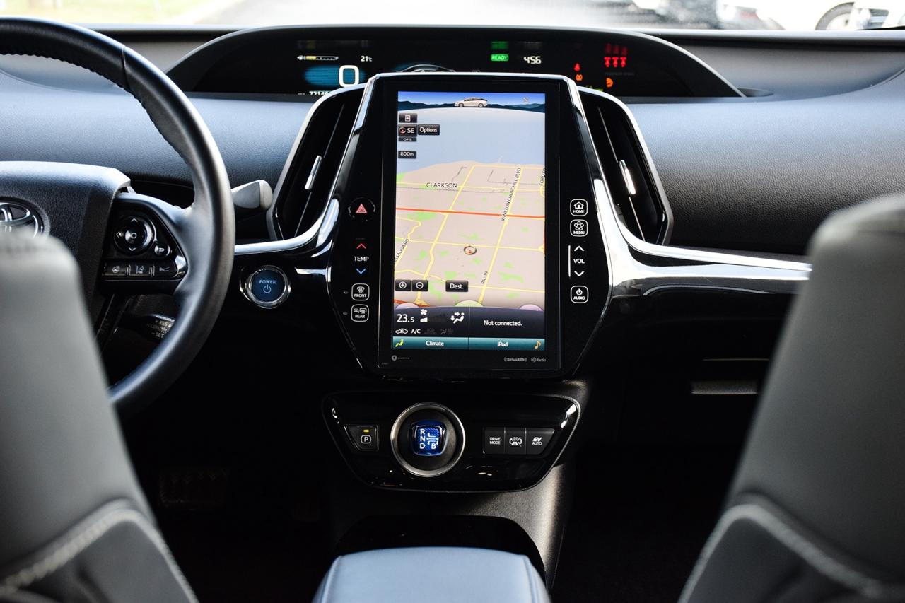 2022 Toyota Prius Prime UPGRADE PLUG-IN HYBRID ﻿/ NO ACCIDENT/LEATHER/NAVI Photo