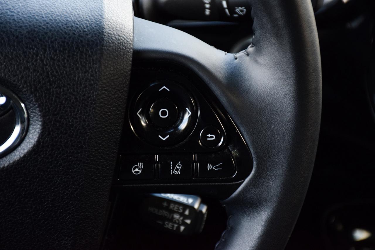 2022 Toyota Prius Prime UPGRADE PLUG-IN HYBRID ﻿/ NO ACCIDENT/LEATHER/NAVI Photo