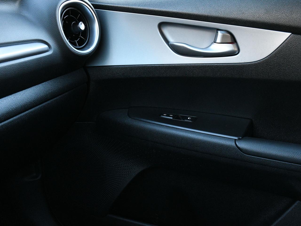 2023 Kia Forte LX CPO   Backup Camera   Low Mileage   Heated Fron Photo