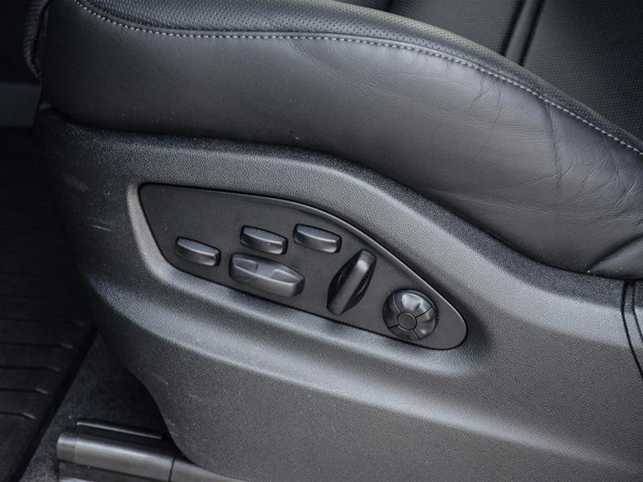 2024 Porsche Cayenne S E-Hybrid White Photo