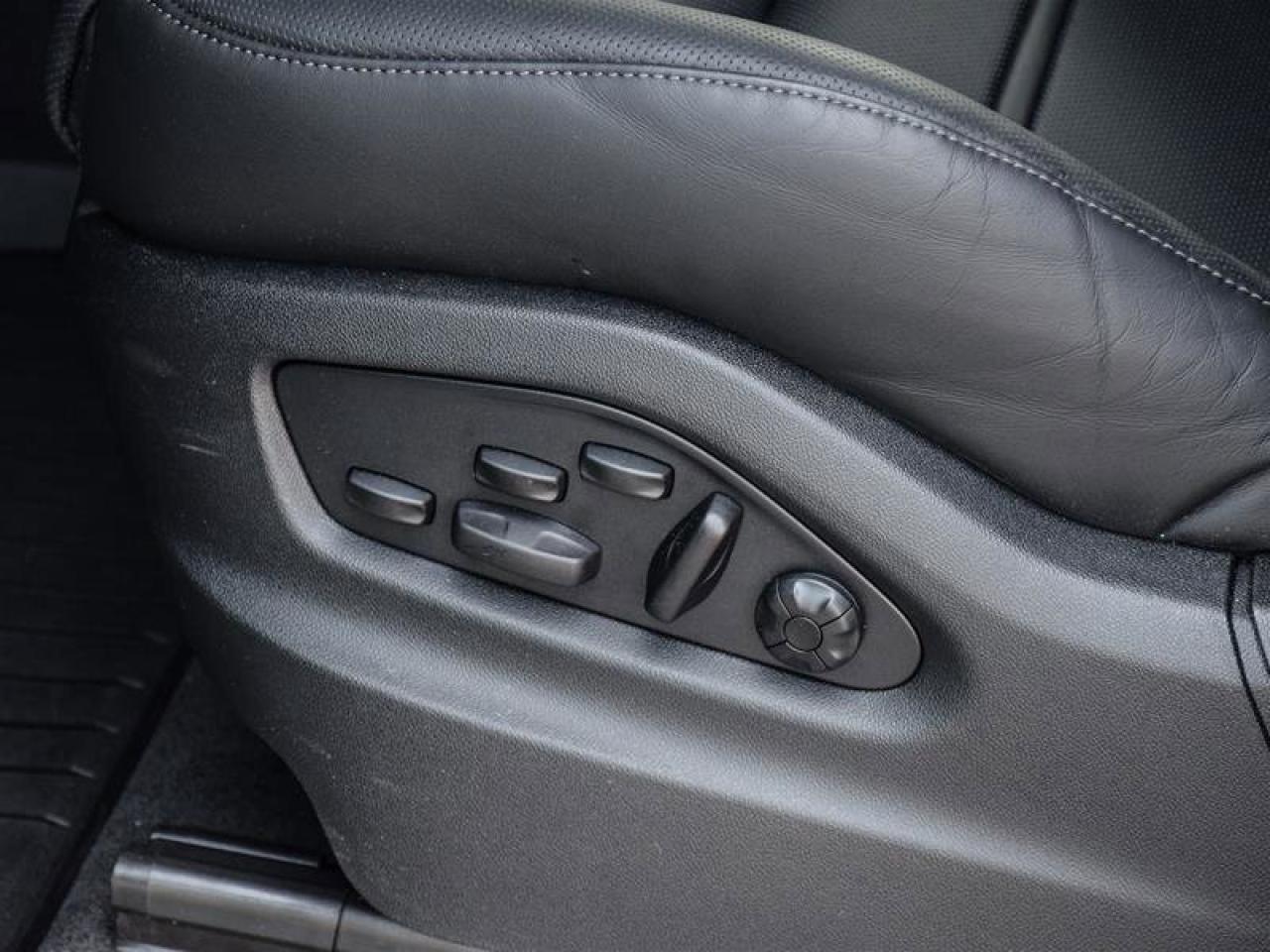 2024 Porsche Cayenne S E-Hybrid White Photo