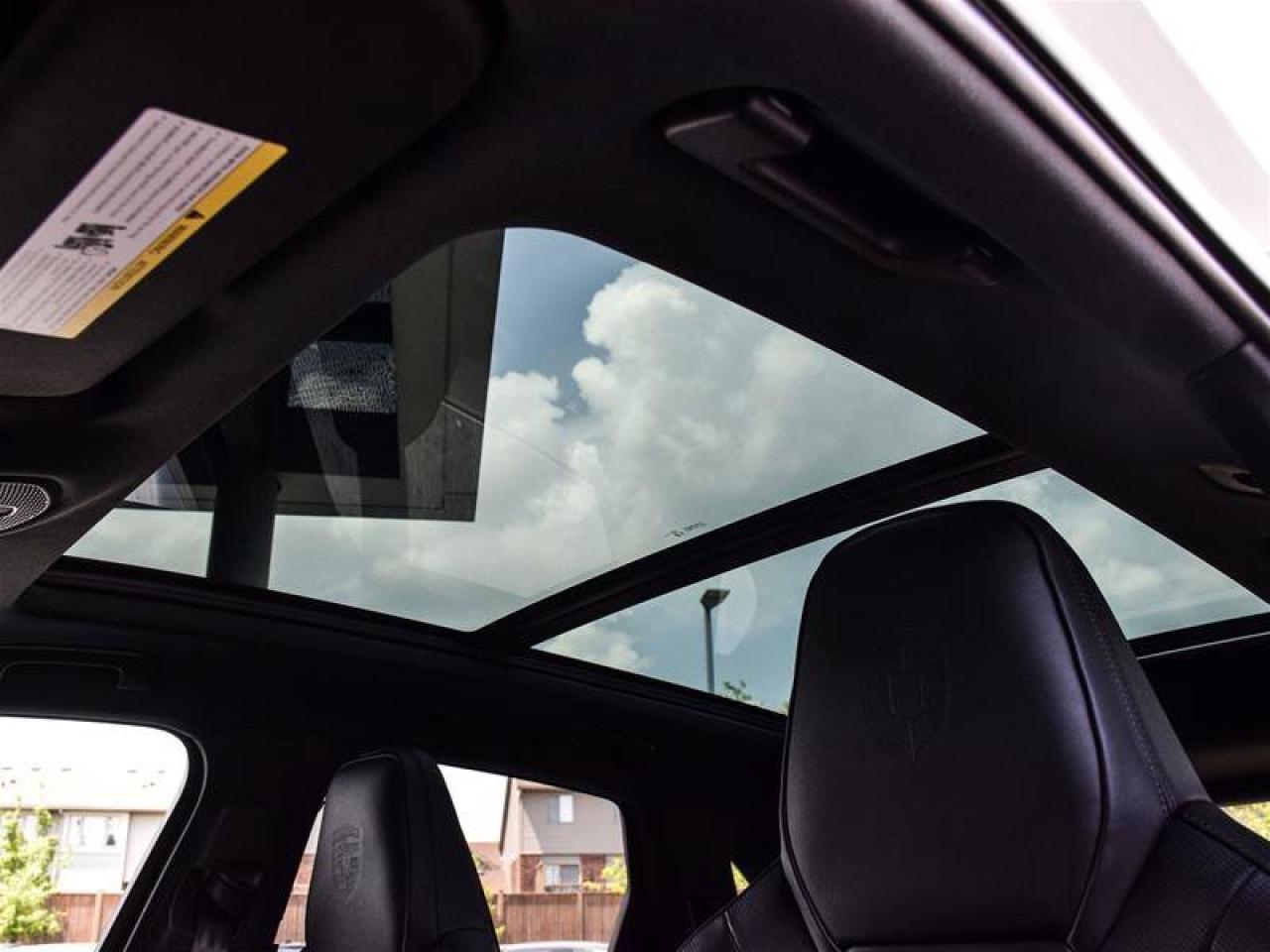 2024 Porsche Cayenne S E-Hybrid White Photo