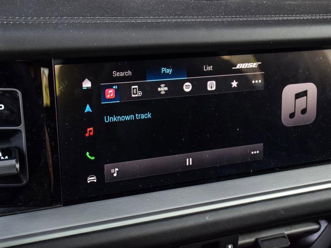 2024 Porsche Cayenne S E-Hybrid White Photo