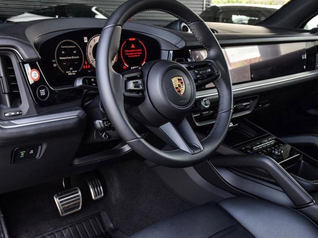 2024 Porsche Cayenne S E-Hybrid White Photo