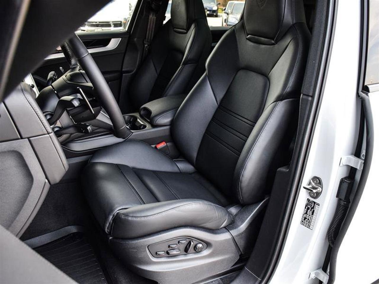 2024 Porsche Cayenne S E-Hybrid White Photo