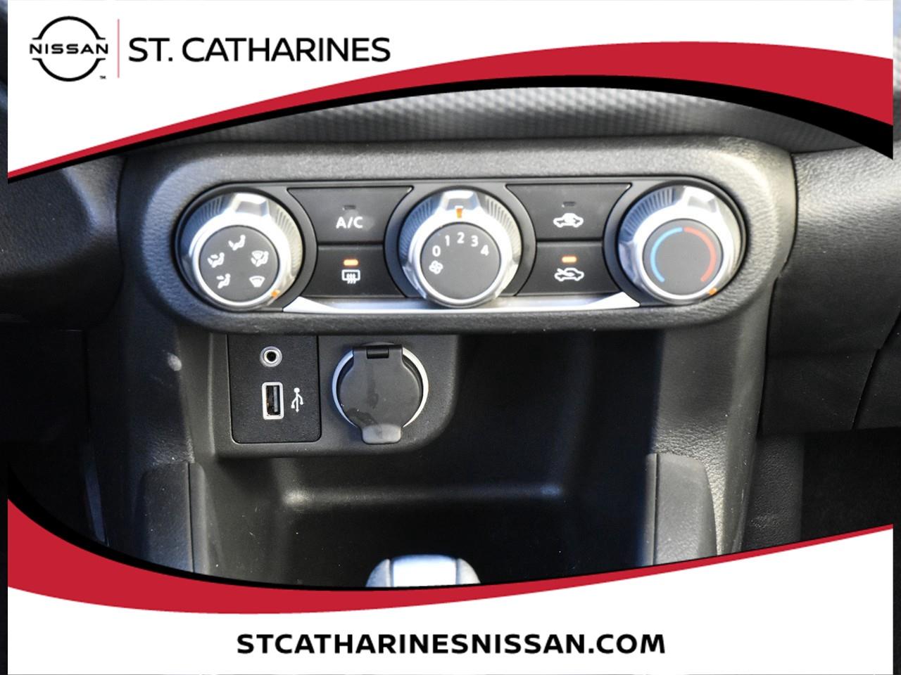 2024 Nissan Kicks S Photo