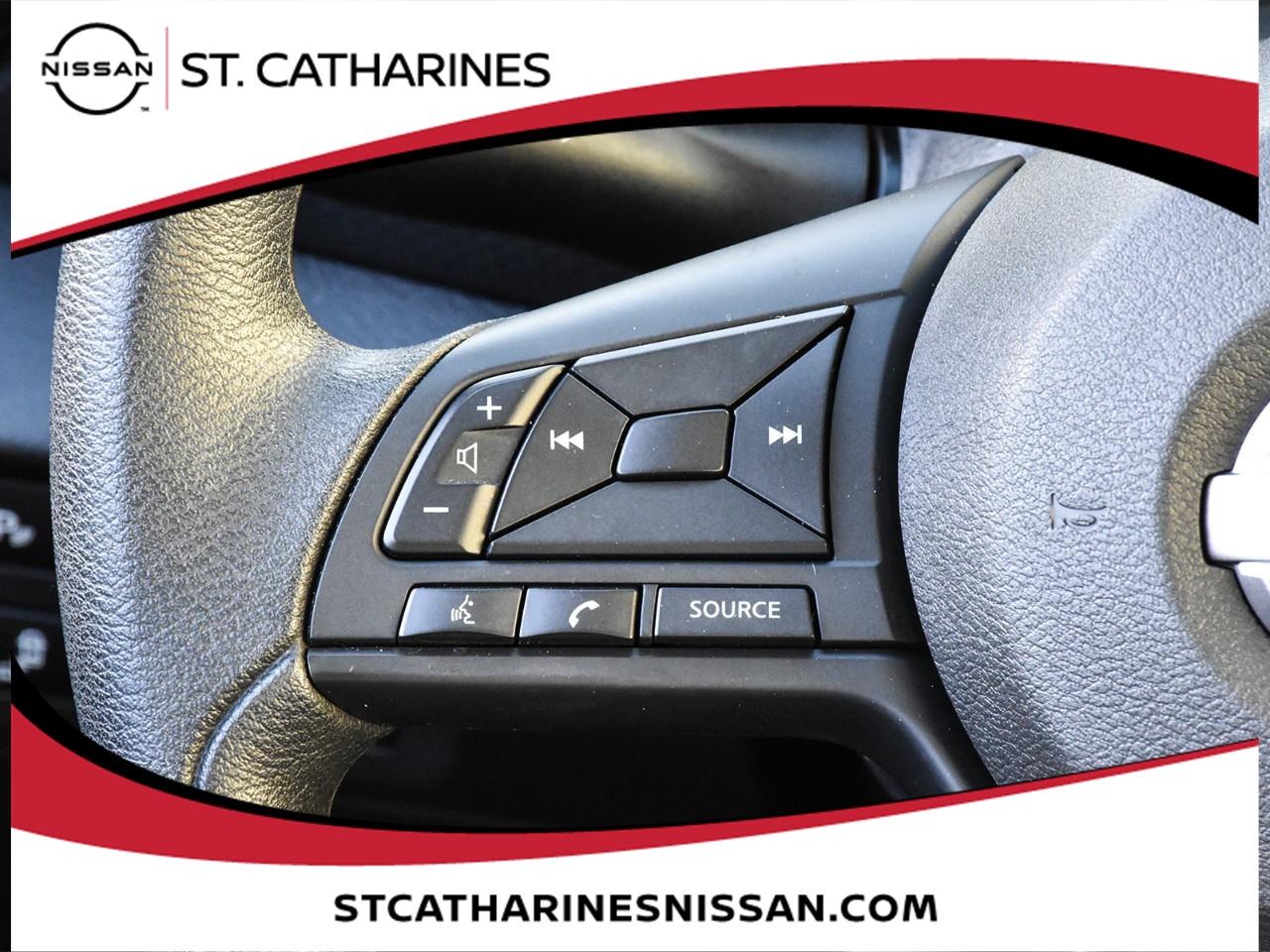 2024 Nissan Kicks S Photo