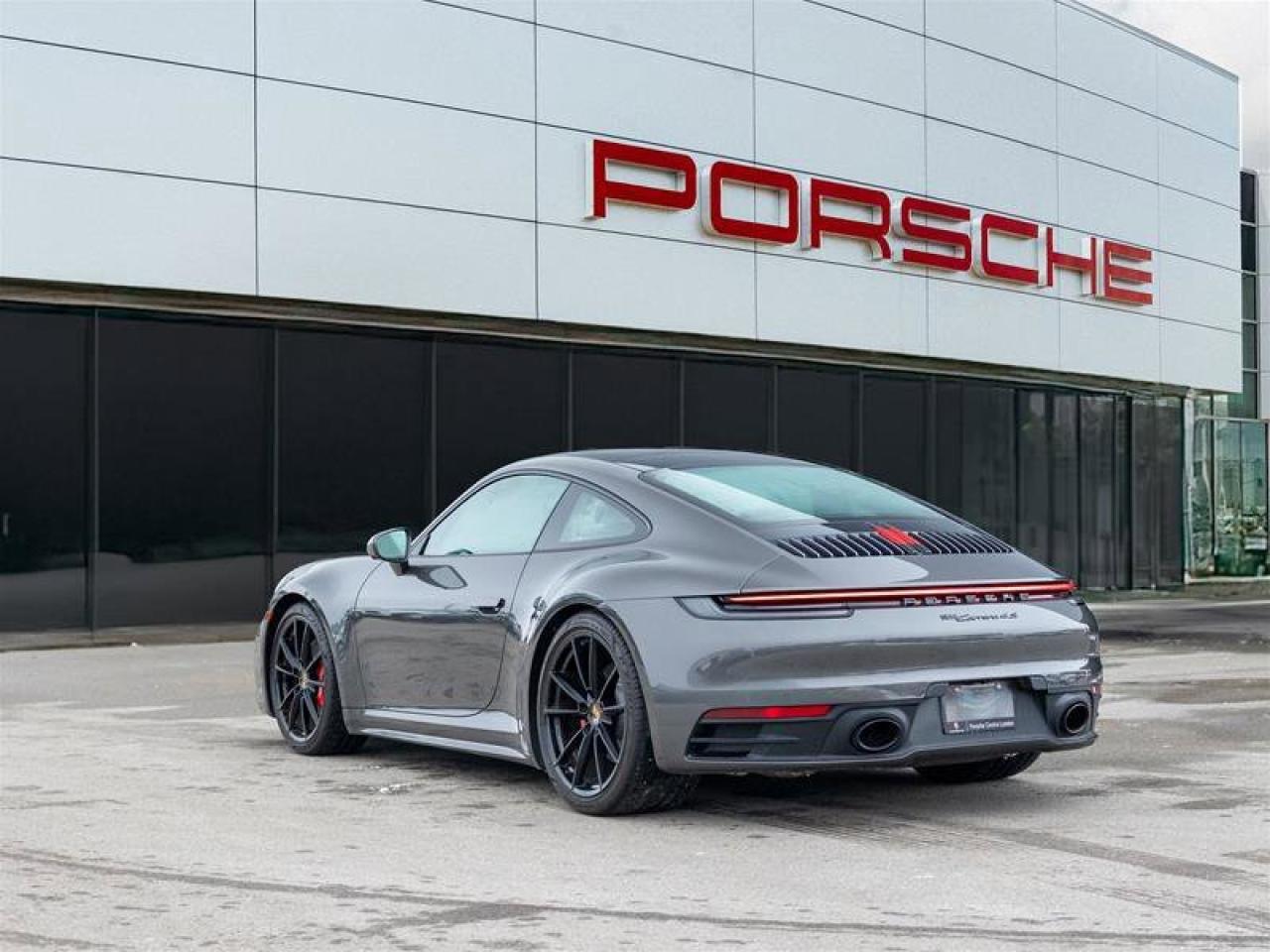 2024 Porsche 911 Carrera 4S Gray Photo3