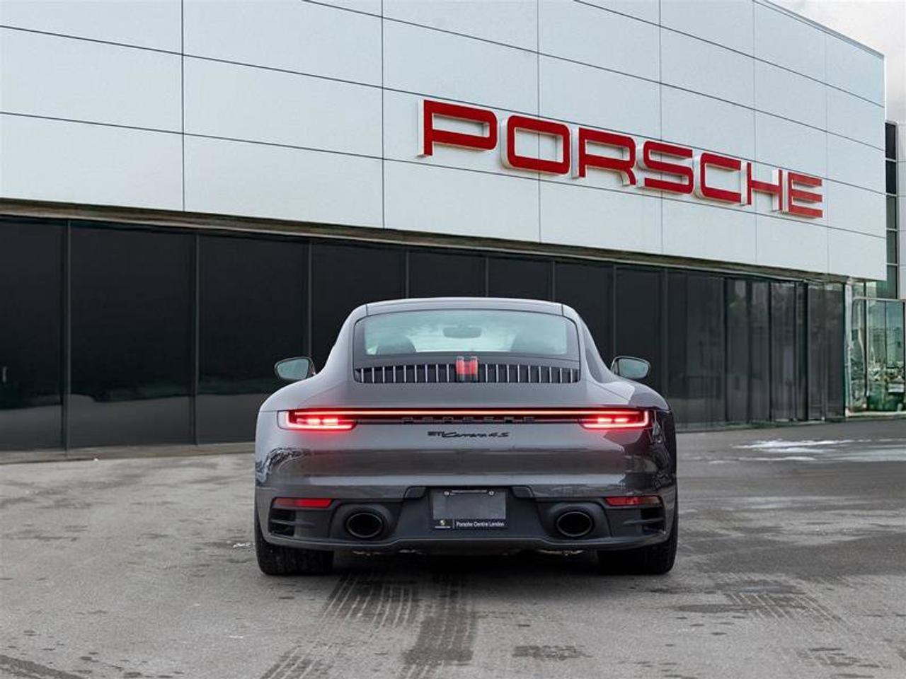 2024 Porsche 911 Carrera 4S Gray Photo4