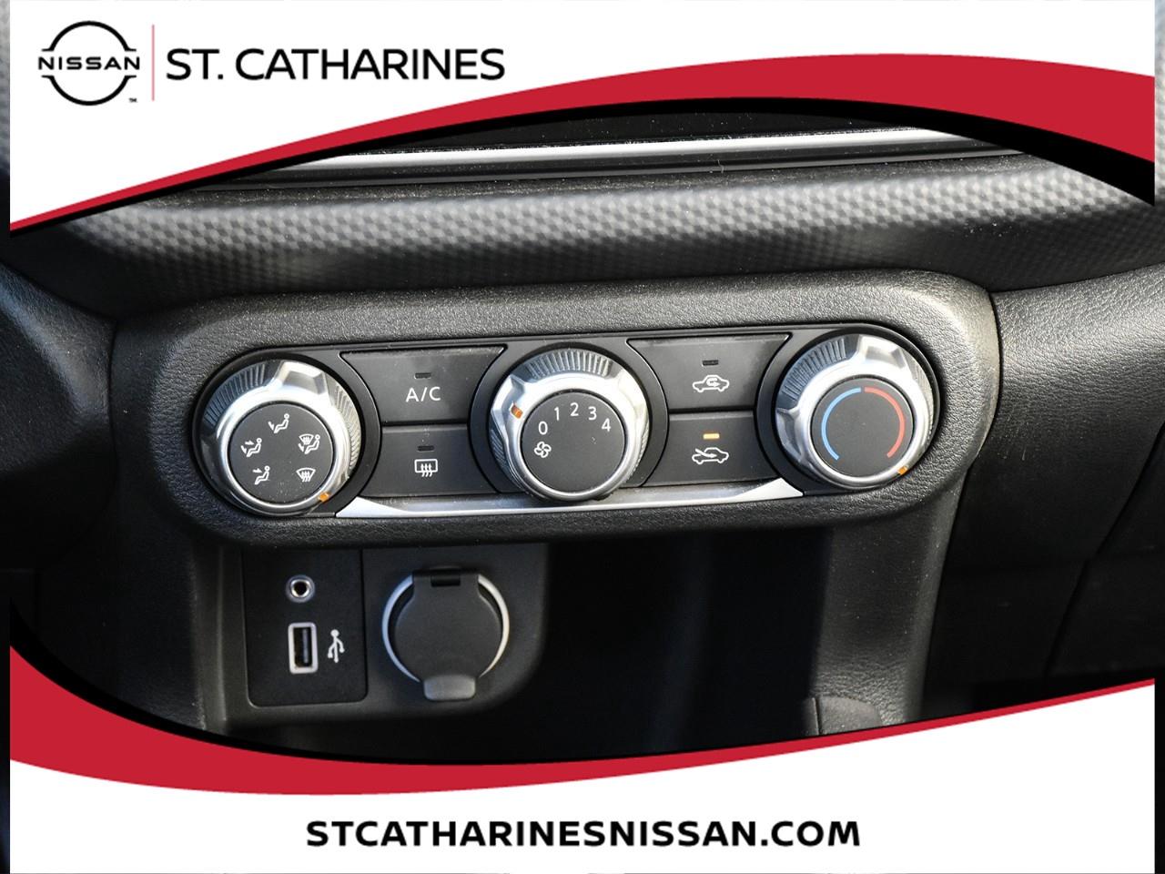 2024 Nissan Kicks S Photo