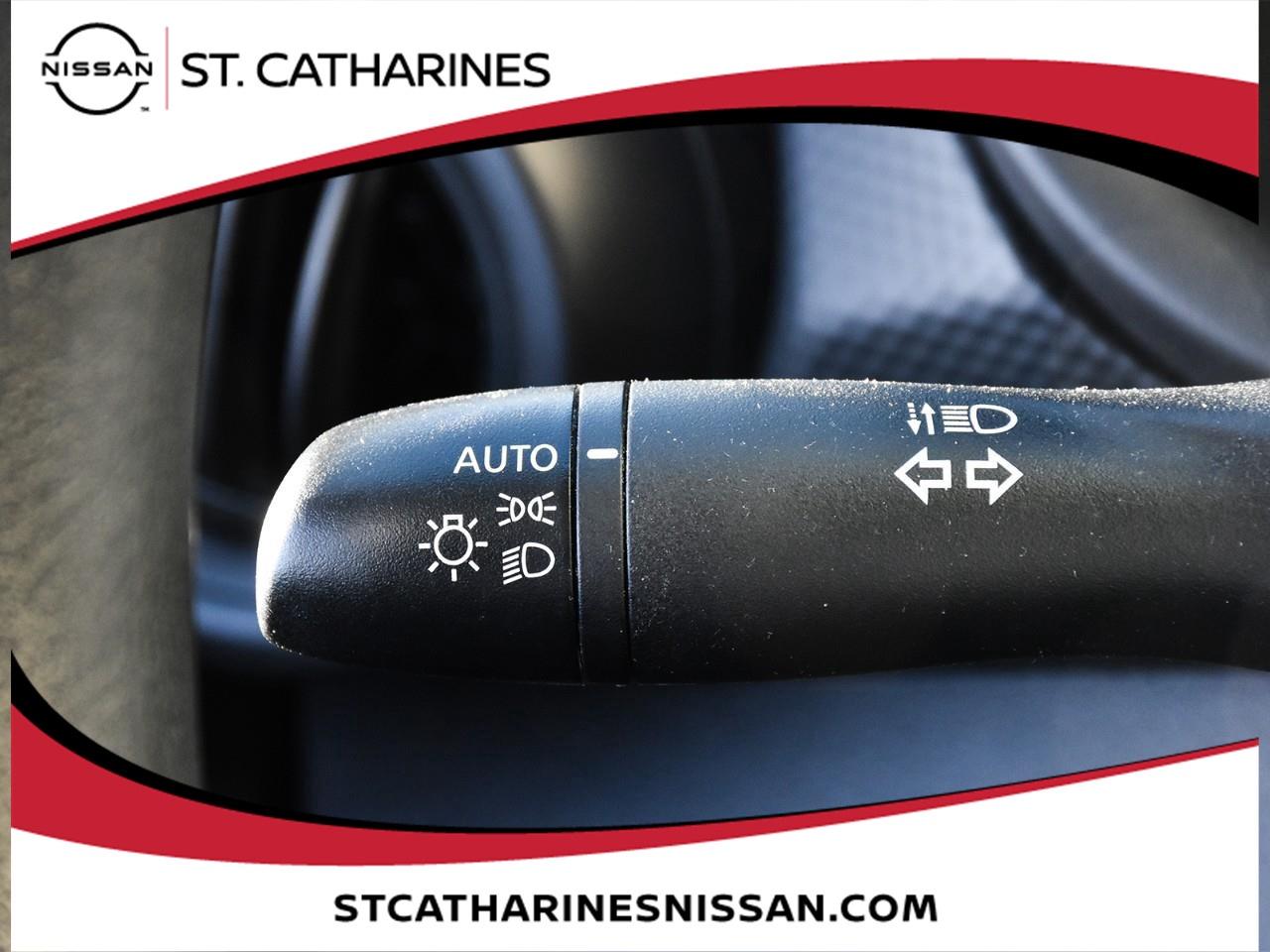 2024 Nissan Kicks S Photo