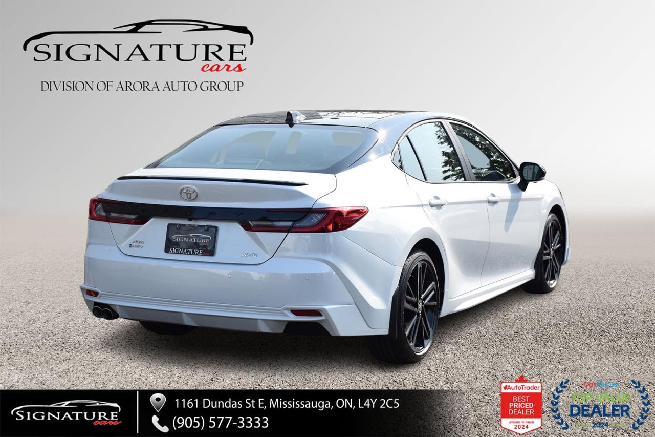 2025 Toyota Camry HYBRID XSE AWD / CLEAN CARFAX / RED INTERIOR / MOONROOF Photo3