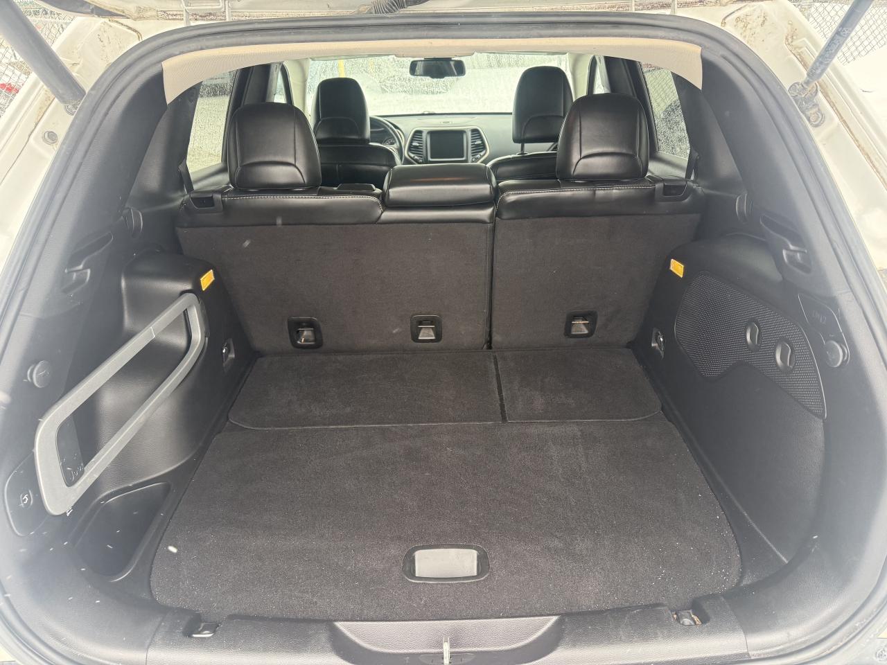 2016 Jeep Cherokee *** 3 YEAR WARRANTY INCLUDED *** Photo