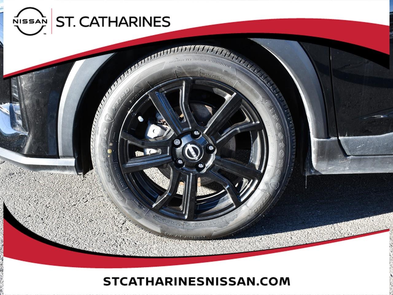 2024 Nissan Kicks SR Photo