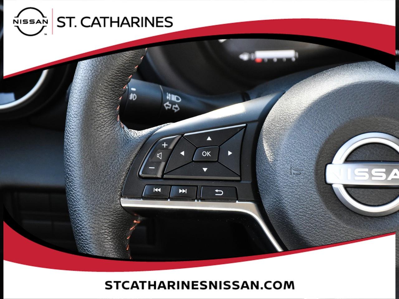 2024 Nissan Kicks SR Photo