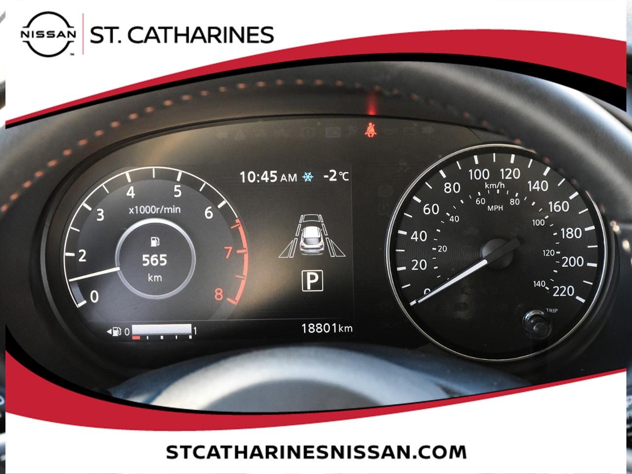 2024 Nissan Kicks SR Photo