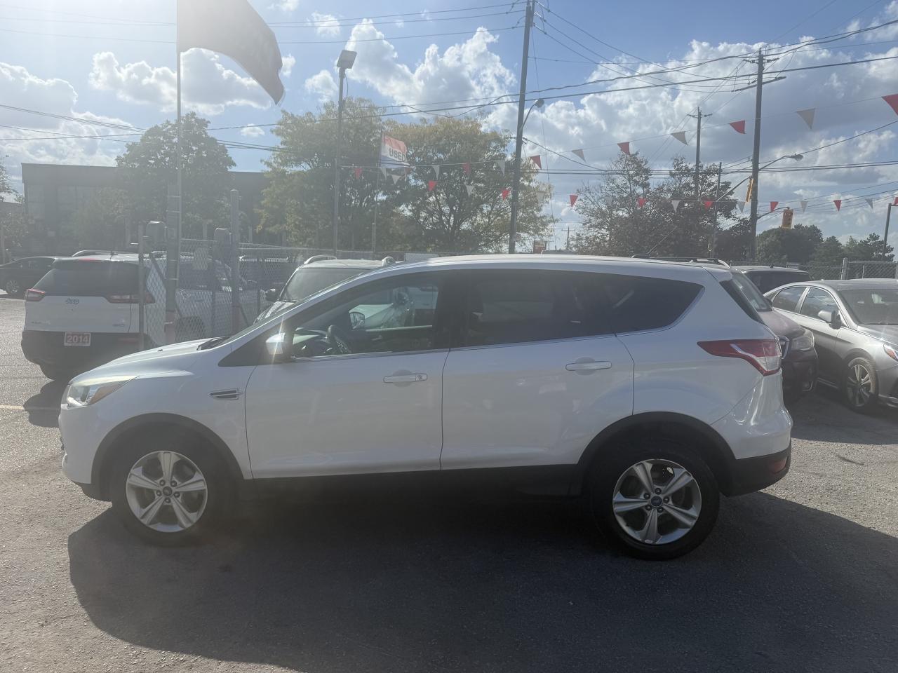 2013 Ford Escape *** 3 YEAR WARRANTY INCLUDED *** Photo2