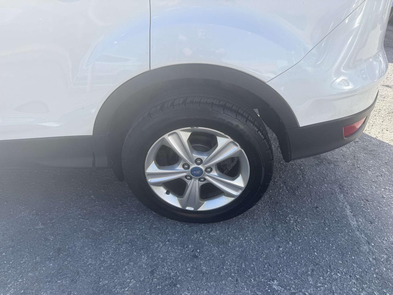 2013 Ford Escape *** BLOWOUT SALE *** Photo