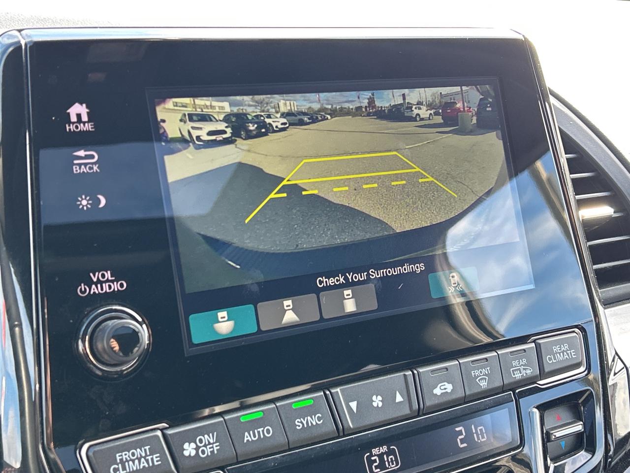 2024 Honda Odyssey Black Edition Navigation Sunroof Cool/heated seats Photo