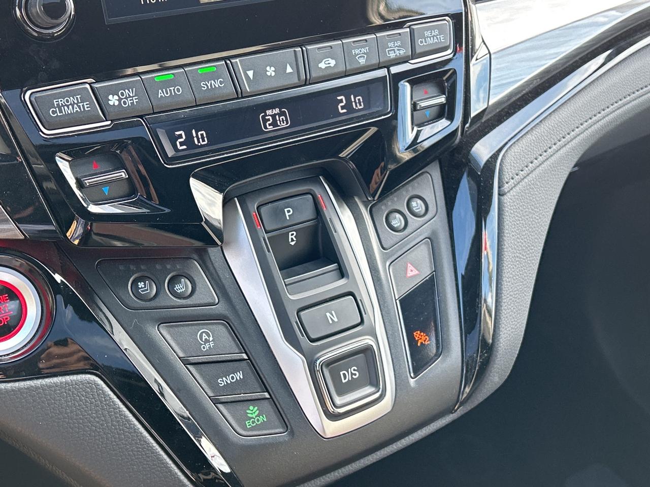 2024 Honda Odyssey Black Edition Navigation Sunroof Cool/heated seats Photo