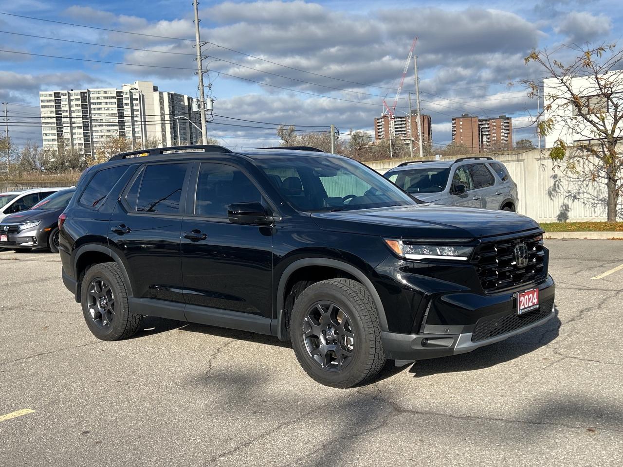 2024 Honda Pilot TrailSport Leather CarPlay Panoramic Sunroof Photo