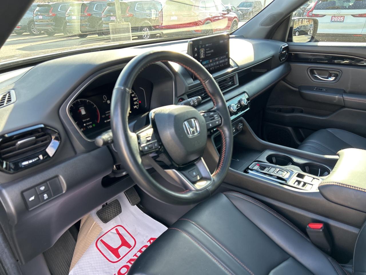 2024 Honda Pilot TrailSport Leather CarPlay Panoramic Sunroof Photo