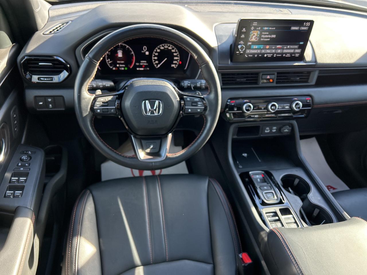 2024 Honda Pilot TrailSport Leather CarPlay Panoramic Sunroof Photo