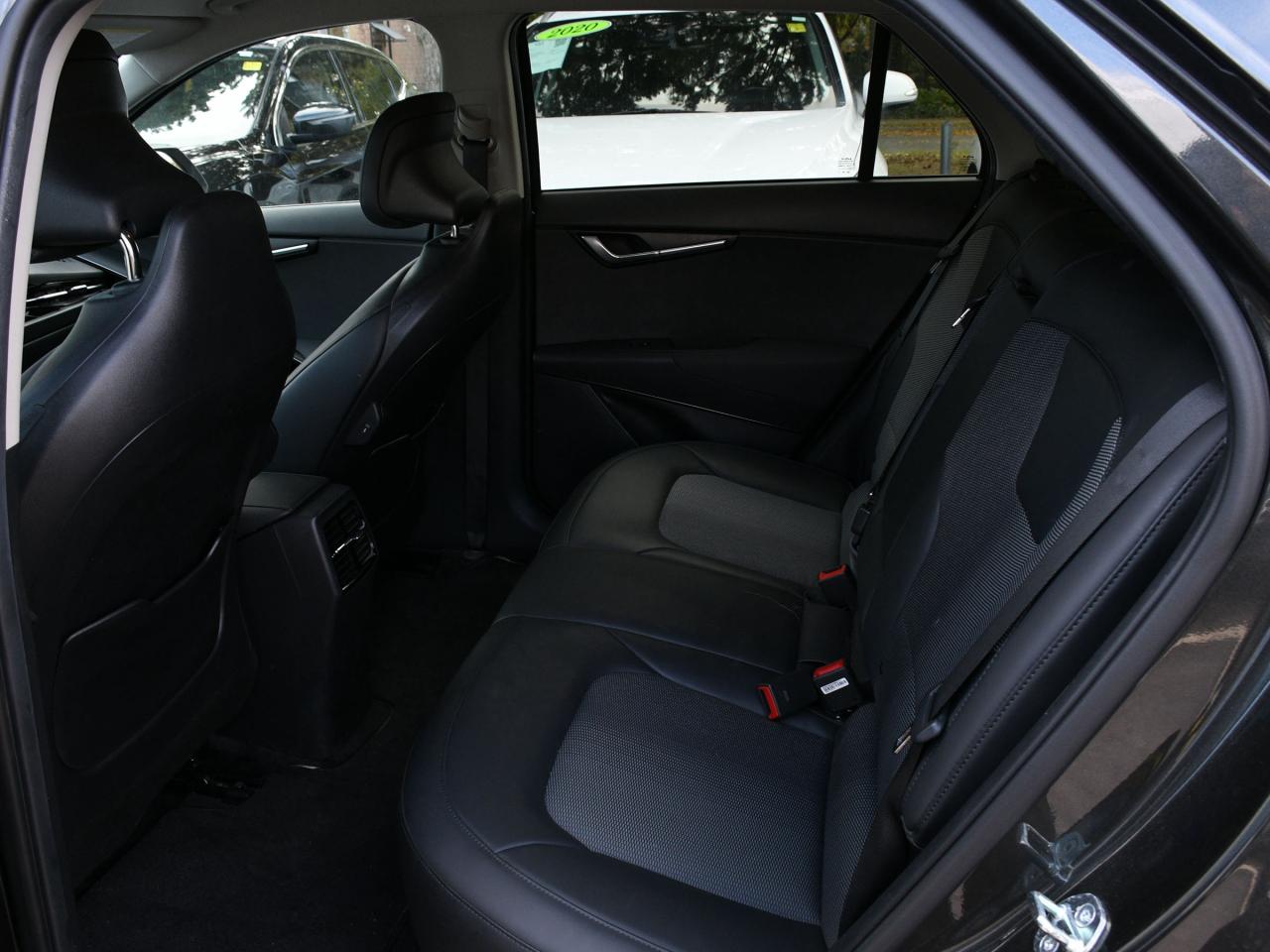 2023 Kia Niro EV Premium CPO   NAVI   Backup Camera   Bluetooth   L Photo