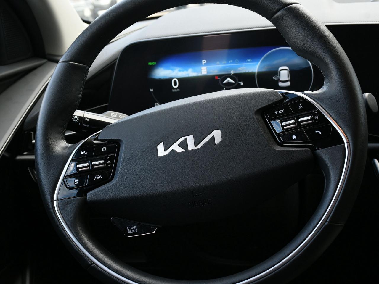 2023 Kia Niro EV Premium CPO   NAVI   Backup Camera   Bluetooth   L Photo