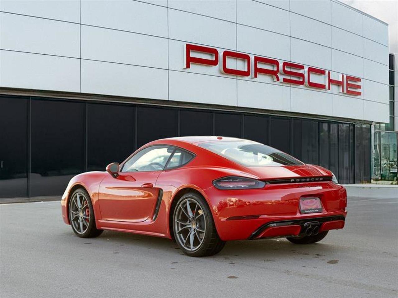 2024 Porsche 718 Cayman S Red Photo3