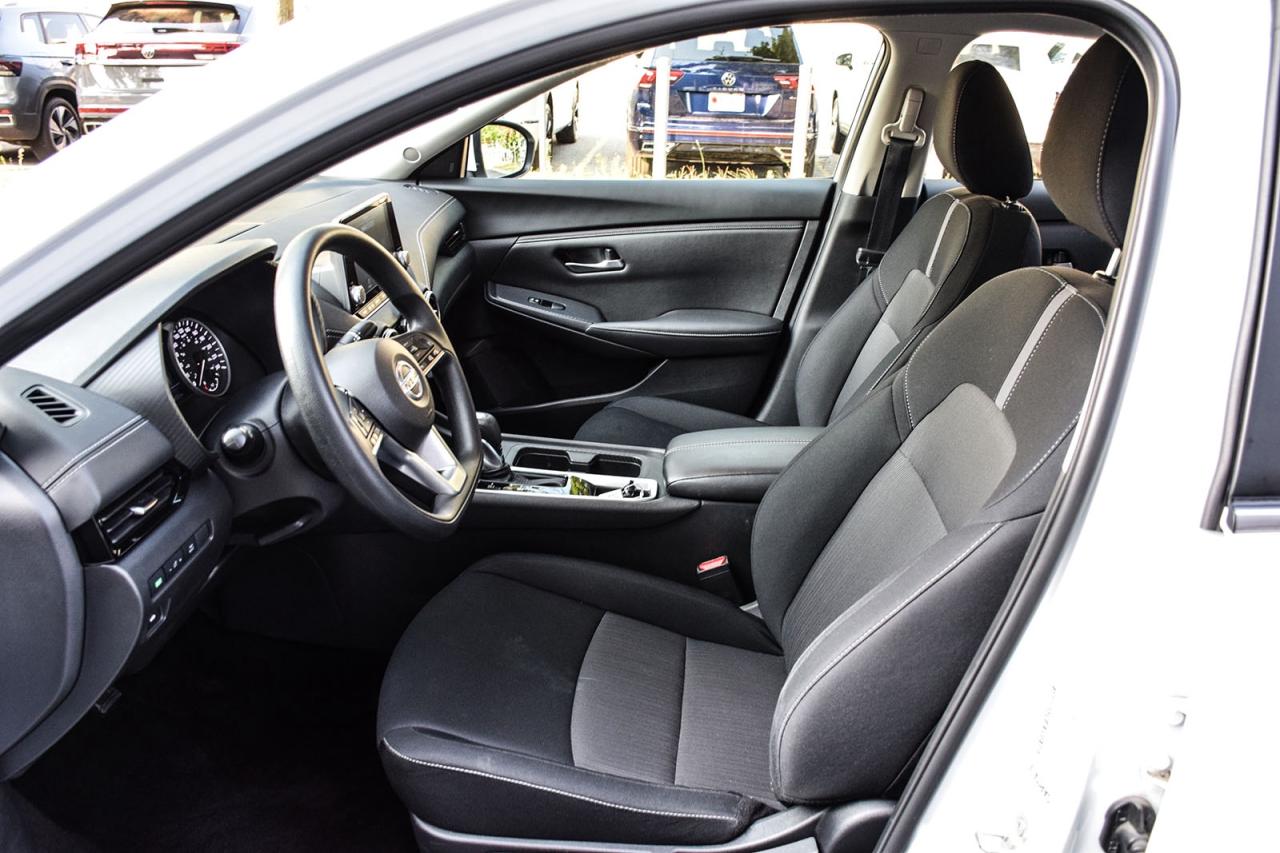 2023 Nissan Sentra SV / NO ACCIDENT /SUNROOF/REMOTESTART/CARPLAY/BSM Photo