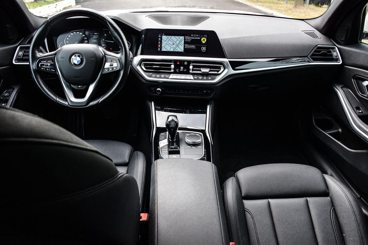 2021 BMW 3 Series 330i xADrive AWD  No Accident Sunroof Navigation B Photo