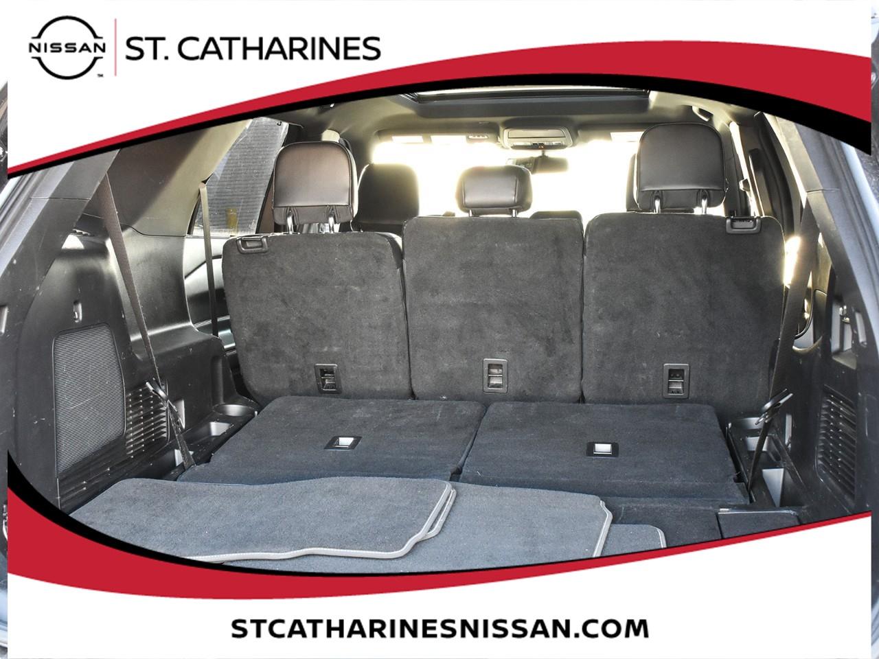 2020 Ford Explorer ST Photo